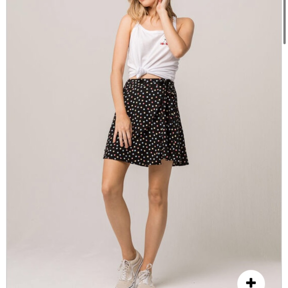 Very beautiful Volcom wrap skirt